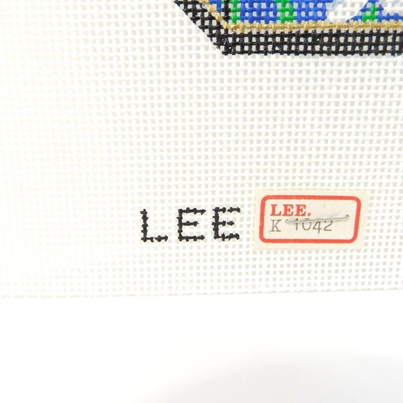 Lee Designs Japenese Flower Petite Kimono Needlepoint Canvas Hand Painted 18ct - Picture 4 of 4